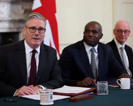 Starmer to Chair Cabinet Session Amid Growing Strains After Exit of Key Staffer