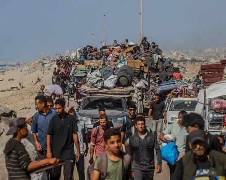 Israeli Forces Seek to Force Residents Out of Gaza's Urban Center as Ground Offensive Persists